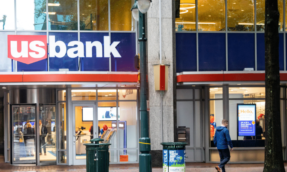 U.S. Bank Earnings To Decline In First Quarter!